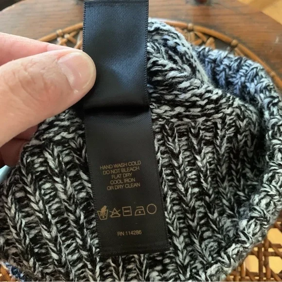 FRYE | NWT Black Charcoal White Marled Beanie with Pom Pom OS - Picture 7 of 15